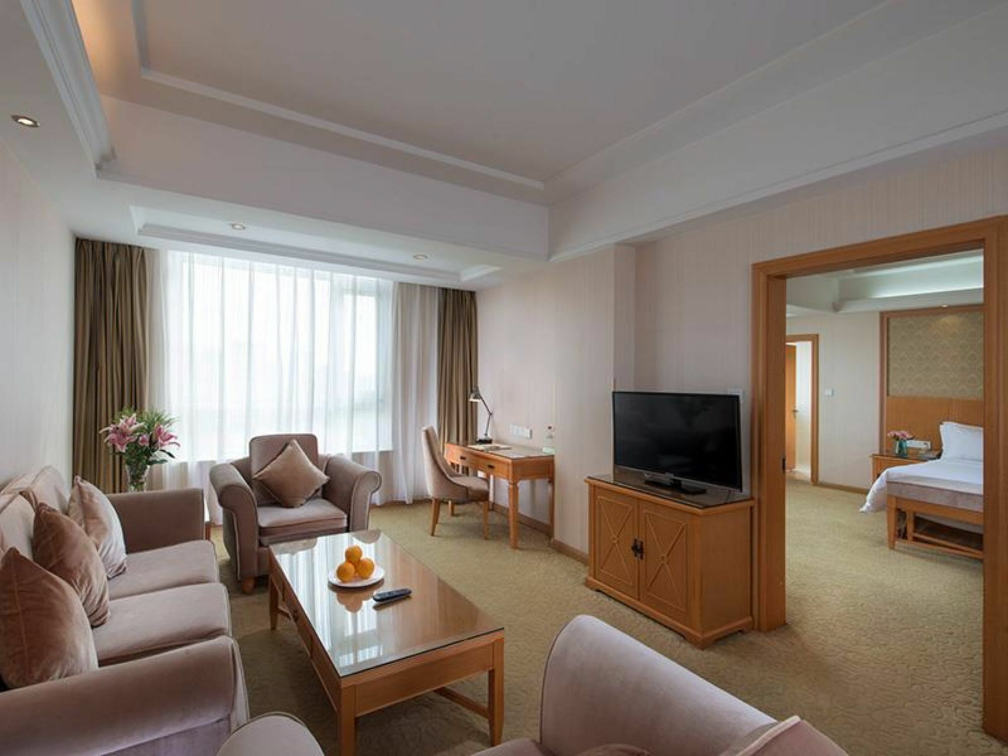 Vienna International Hotel Shenyang Railway Station Exteriör bild